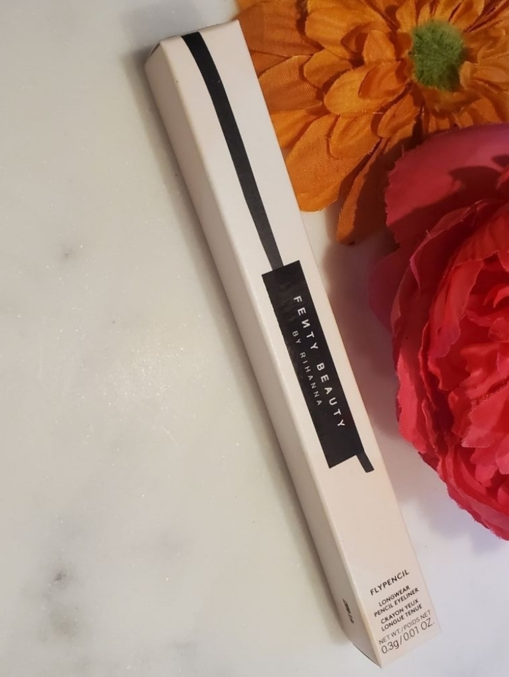 Fenty Flyliner Long Wear Eyeliner Pencil in Black - Picture 5 of 8